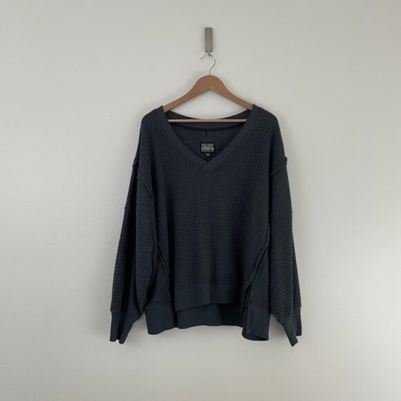 American Eagle Big Hug V Neck Waffle Charcoal Gray Sweatshirt Size Small - Picture 1 of 6